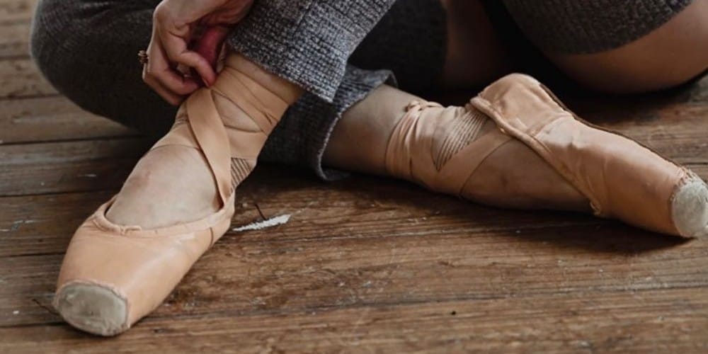 Where-to-sew-pointe-shoe-elastics