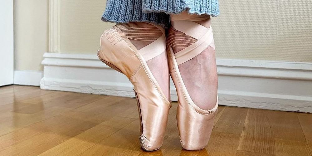 Should-pointe-shoes-hurt