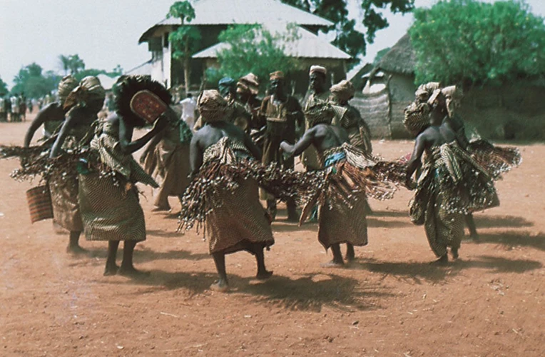 4. Central African Dance