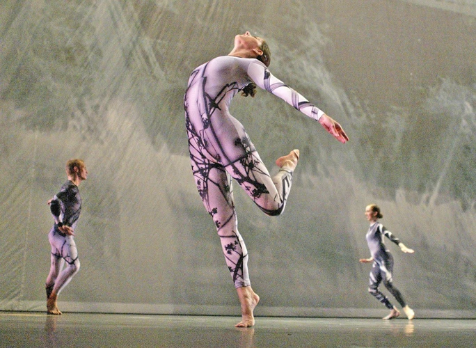 Contemporary Dance As A Form Of Self-Expression